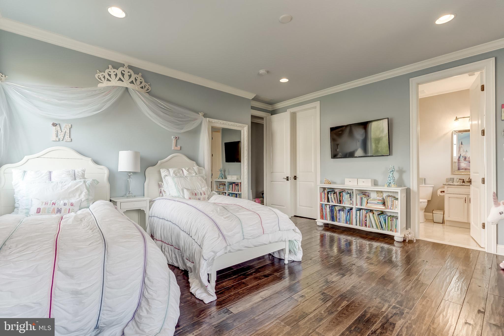 3023 Solomons Island Road Edgewater, MD 21037 - Photo 59 of 95 Bedroom