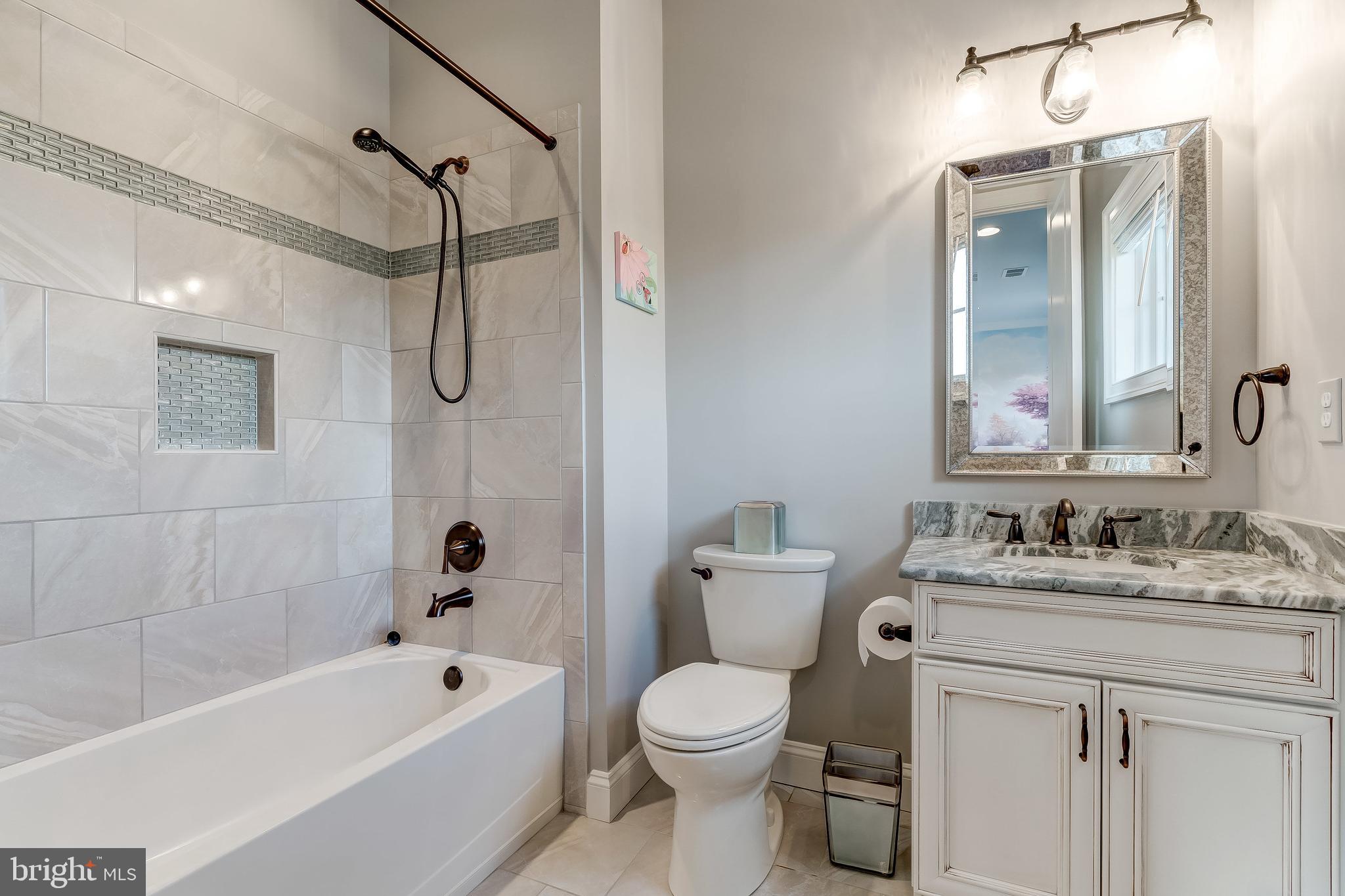 3023 Solomons Island Road Edgewater, MD 21037 - Photo 60 of 95 Bathroom