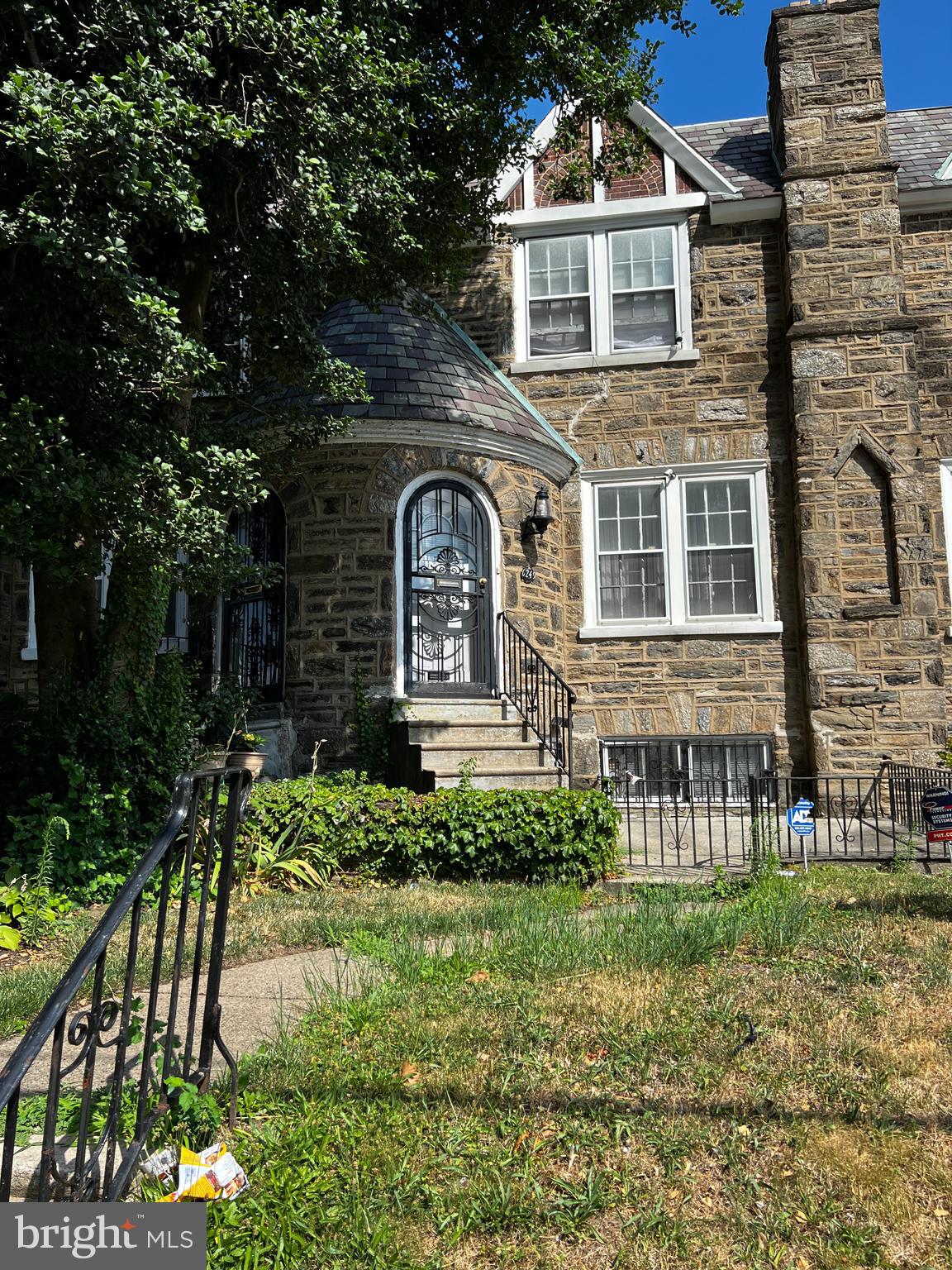 6249 Old York Road Philadelphia, PA 19141 - Photo 1 of 22 Gallery Image 1