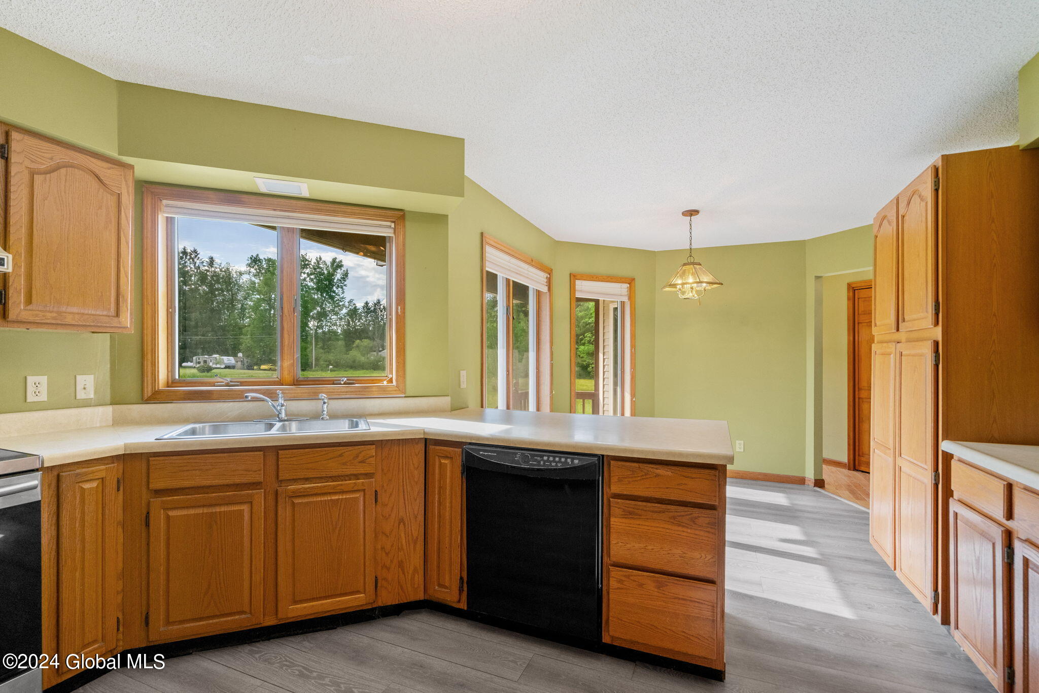 883 Midline Road Perth, NY 12010 - Photo 5 of 16 13-web-or-mls-883-midline-rd