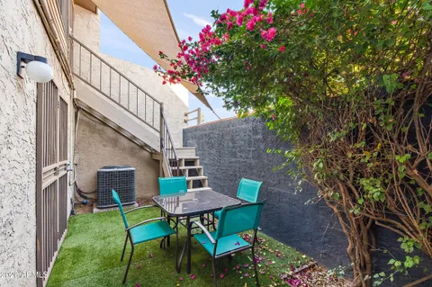 $1,649,000 | 7858 East Glenrosa Avenue, Scottsdale, AZ 85251