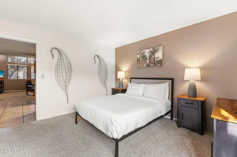 $1,649,000 | 7858 East Glenrosa Avenue, Scottsdale, AZ 85251