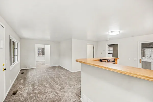 $198,000 | 1475 West Echo Drive, White Cloud, MI 49349