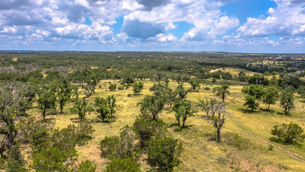 37 Boot Ranch Circle, Unit 37 Fredericksburg, TX 78624 - Photo 3 of 7