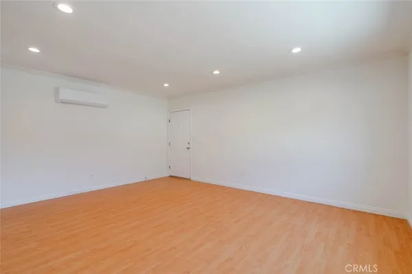 $1,950 | 340 West Doran Street, Unit 8, Glendale, CA 91203