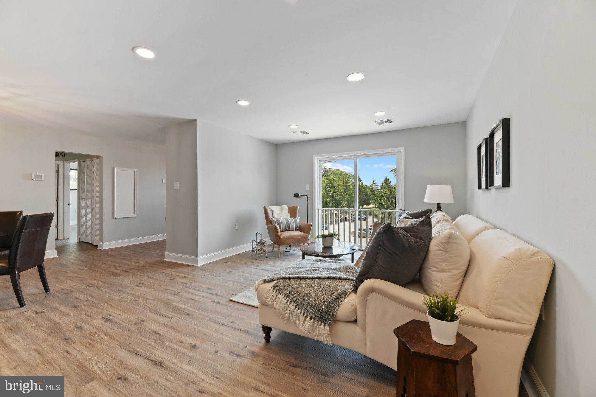 3926 Rolling Rd., Unit 10 Baltimore, MD 21208 - Photo 3 of 26