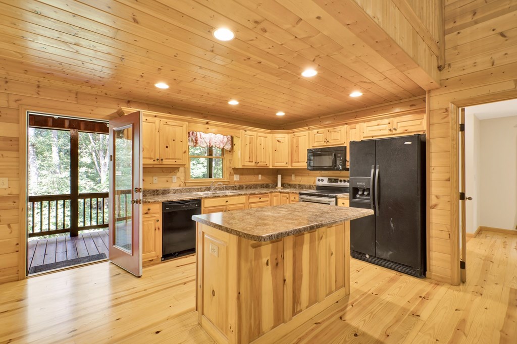 145 Rockingham Way Ellijay, GA 30540 - Photo 21 of 82 Gallery Image 21