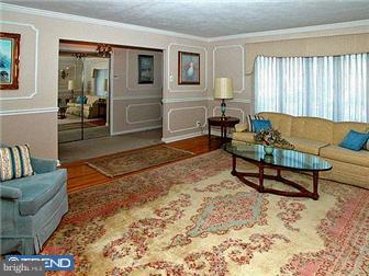 1864 Clayton Road Abington, PA 19001 - Photo 5 of 12 Gallery Image 5