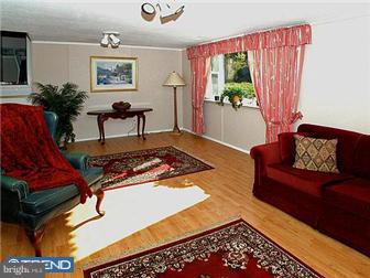 1864 Clayton Road Abington, PA 19001 - Photo 10 of 12 Gallery Image 10
