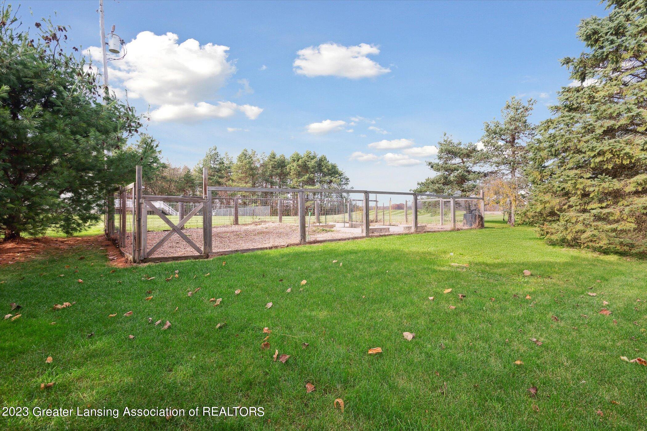3566 West Columbia Road Mason, MI 48854 - Photo 42 of 56 49-3566-W-Columbia-Rd-Mason-MI-48854-Win