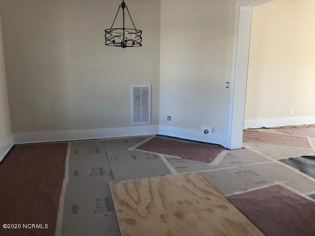 3937 Bay Colony Road Northeast Leland, NC 28451 - Photo 6 of 13 Dining area