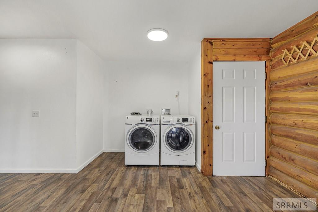 825 East 700 North Shelley, ID 83274 - Photo 16 of 52 Level 1 Laundry