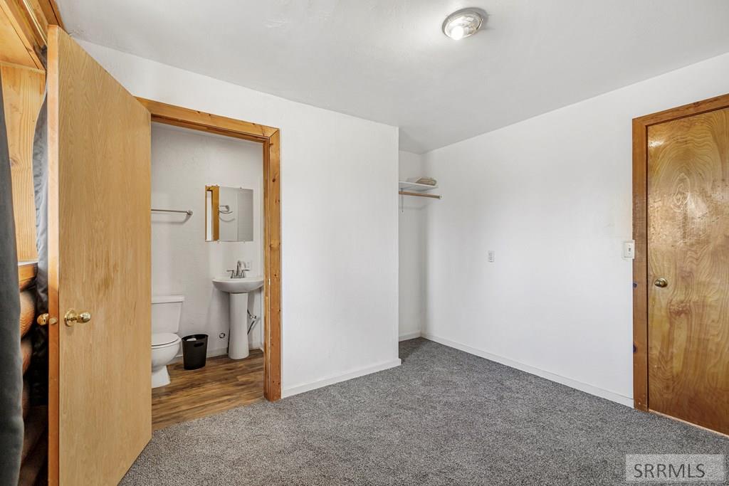 825 East 700 North Shelley, ID 83274 - Photo 18 of 52 Level 1 Master Bedroom