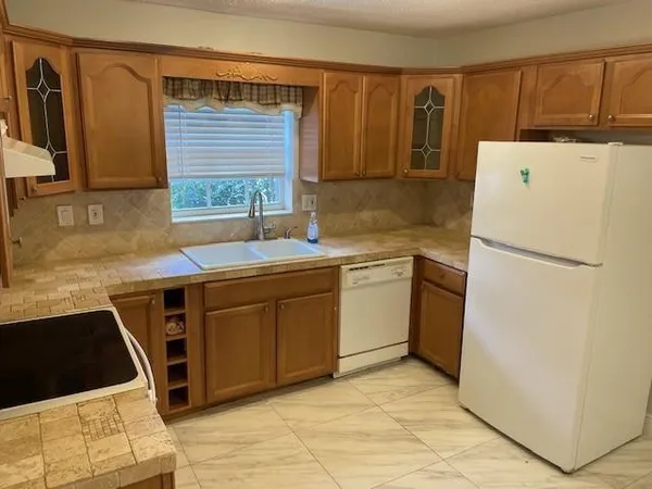 $2,850 | 355 Sunshine Drive, Coconut Creek, FL 33066