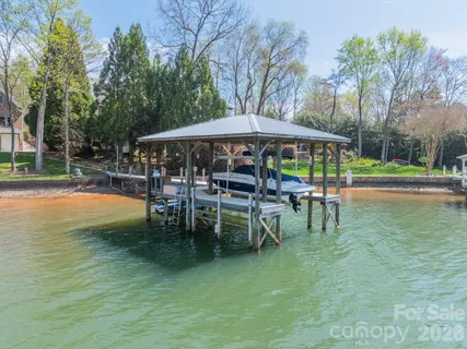 a view of outdoor space yard deck and patio