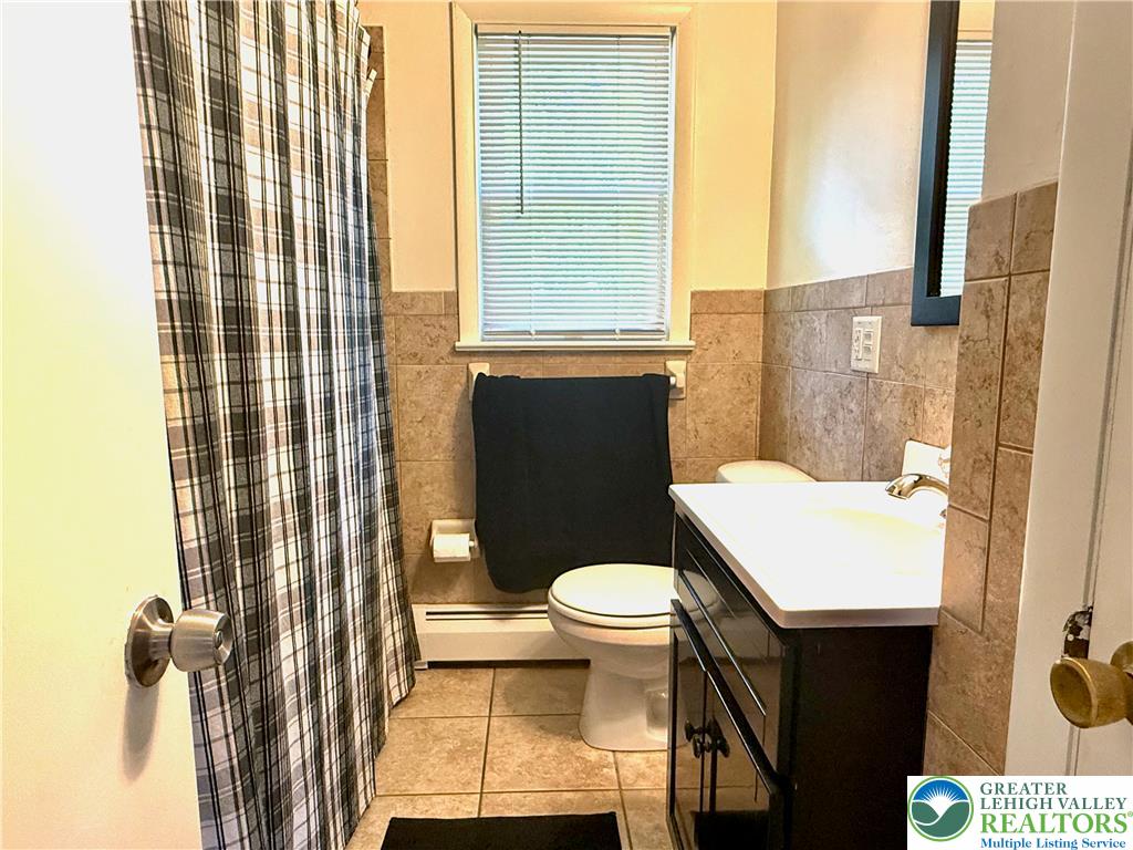 2701 Nazareth Road Easton, PA 18045 - Photo 10 of 13 Gallery Image 10