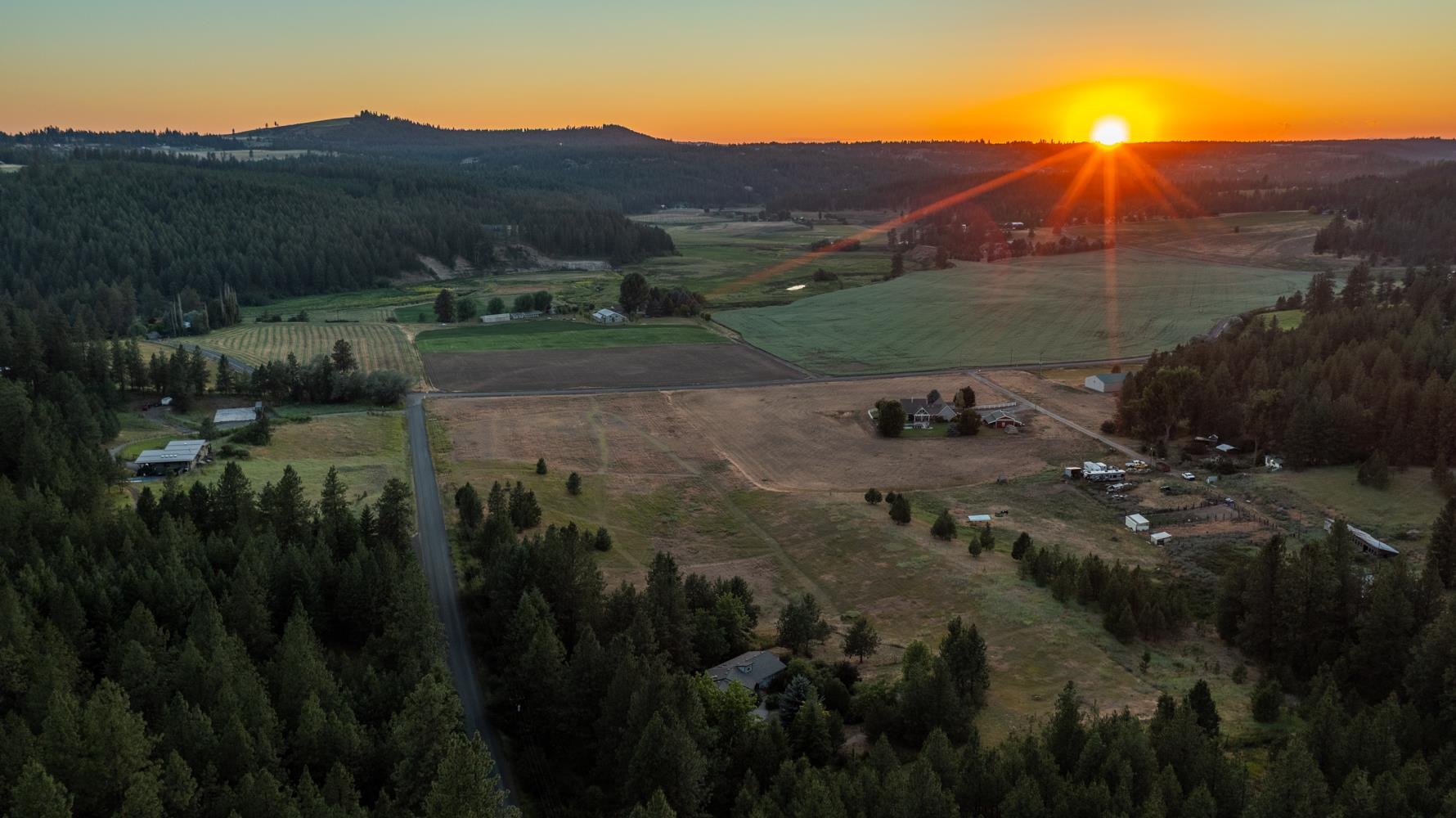 5024 East Stoughton Road Valleyford, WA 99036 - Photo 28 of 50