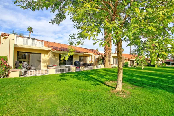 a view of outdoor space yard deck and patio