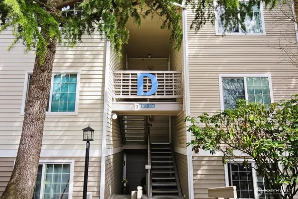 $280,000 | 1009 112th Street Southeast, Unit D105, Everett, WA 98208