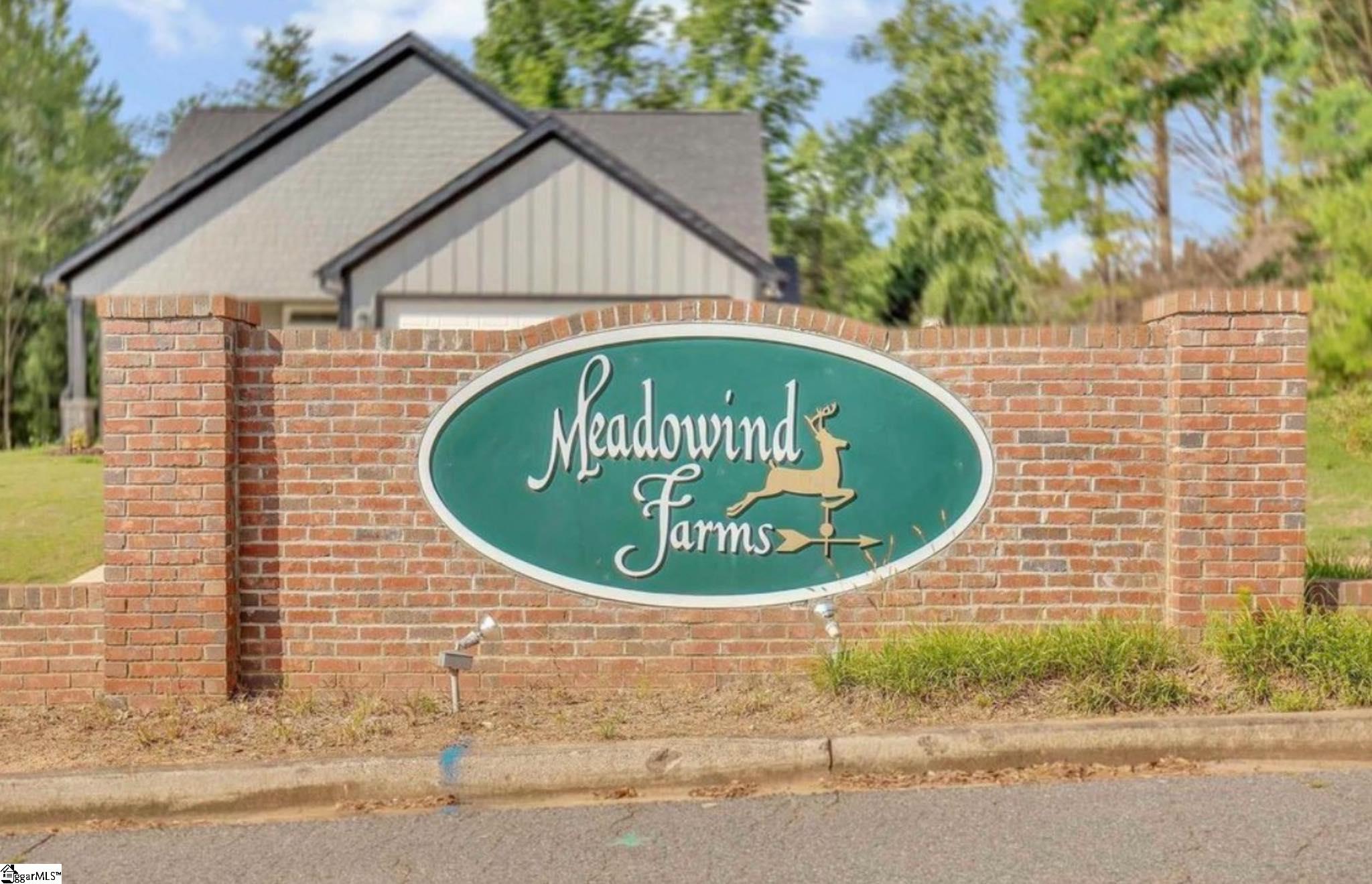 204 Butternut Road Spartanburg, SC 29306 - Photo 2 of 9 Meadowind Farms Subdivision
