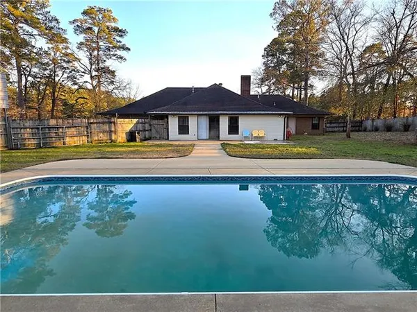 $460,000 | 175 Hargis Road, Natchitoches, LA 71457