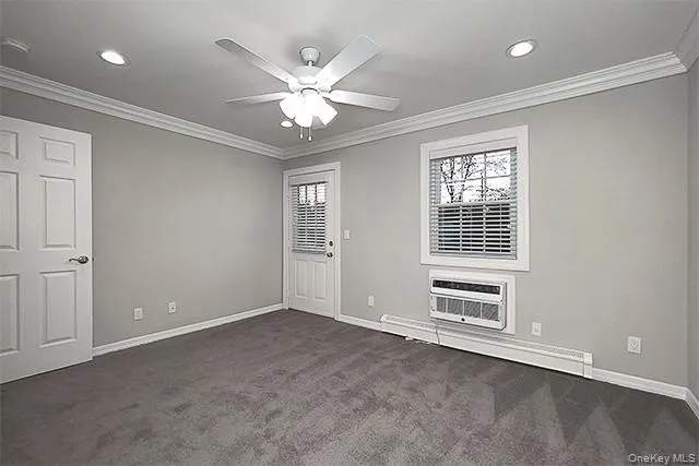 $2,215 | 60 Chelsea Court, Unit AD19, Bohemia, NY 11716