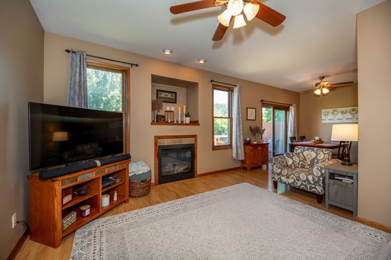 1352 Ridge Drive Sycamore, IL 60178 - Photo 13 of 44 Gallery Image 13