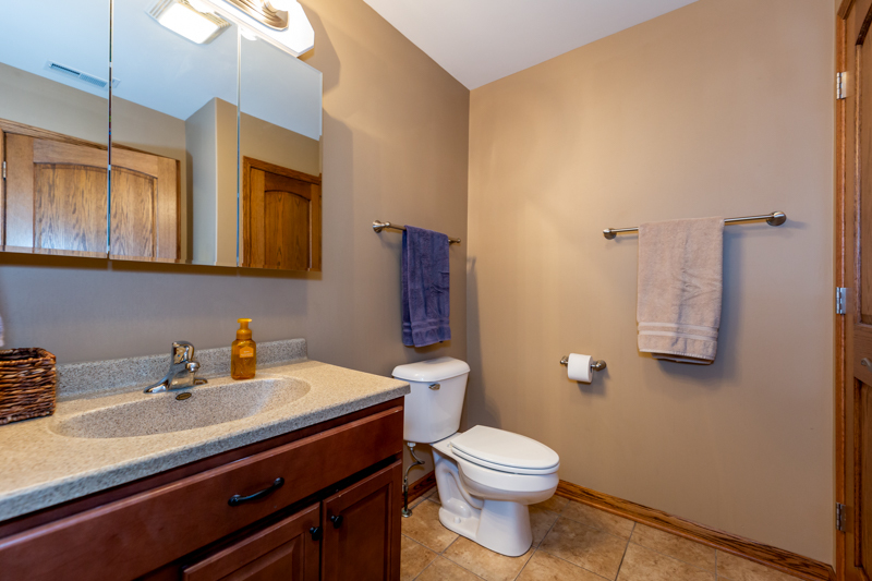1352 Ridge Drive Sycamore, IL 60178 - Photo 25 of 44 Gallery Image 25