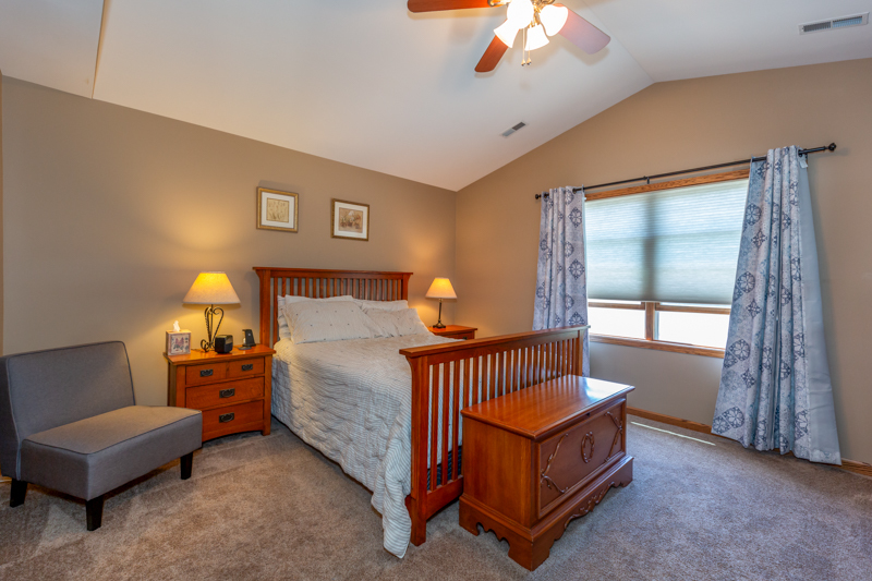 1352 Ridge Drive Sycamore, IL 60178 - Photo 28 of 44 Gallery Image 28