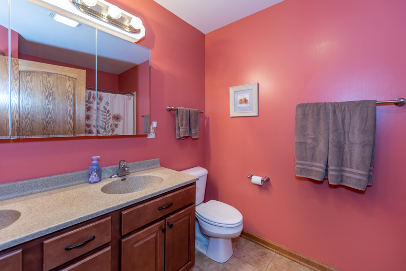 1352 Ridge Drive Sycamore, IL 60178 - Photo 32 of 44 Gallery Image 32