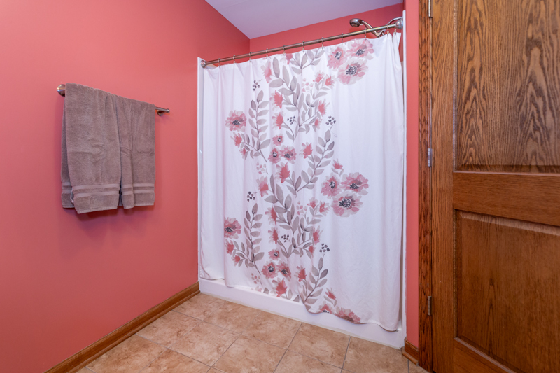 1352 Ridge Drive Sycamore, IL 60178 - Photo 34 of 44 Gallery Image 34