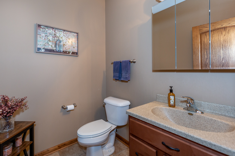 1352 Ridge Drive Sycamore, IL 60178 - Photo 40 of 44 Gallery Image 40