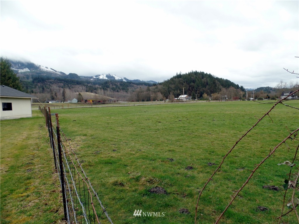 15112 Beaver Lake Road Mount Vernon, WA 98273 - Photo 13 of 24