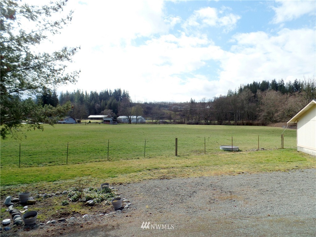 15112 Beaver Lake Road Mount Vernon, WA 98273 - Photo 7 of 24