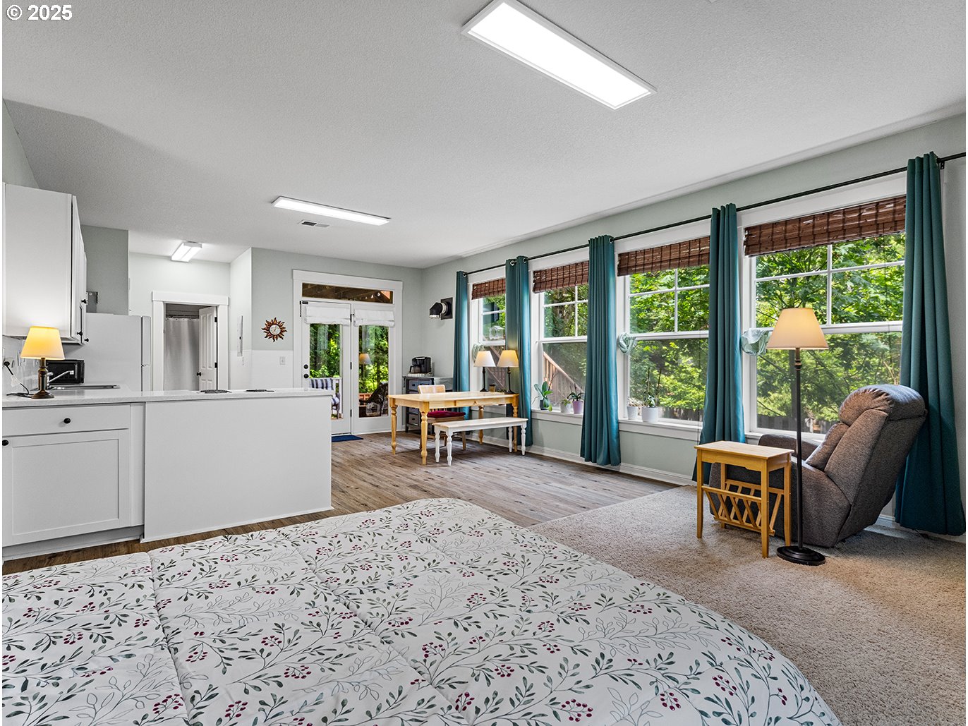 179 Southeast 46th Drive Gresham, OR 97080 - Photo 30 of 39 a living room with furniture and large window