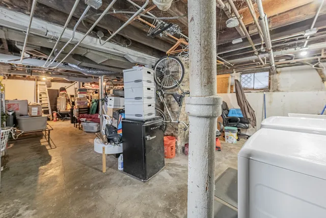 $409,999 | 513 North Park Street, Westmont, IL 60559