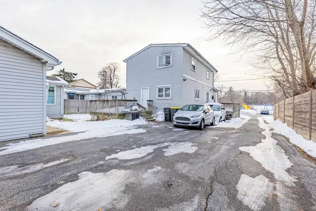 $409,999 | 513 North Park Street, Westmont, IL 60559