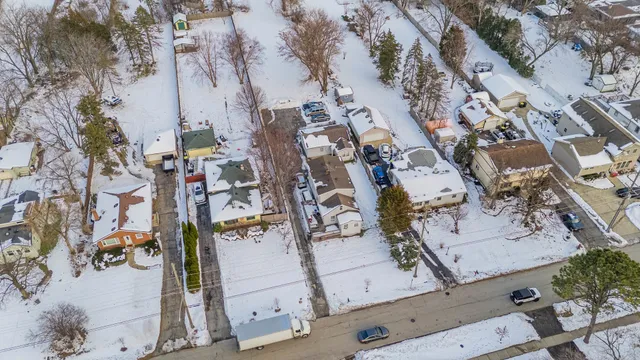 $409,999 | 513 North Park Street, Westmont, IL 60559