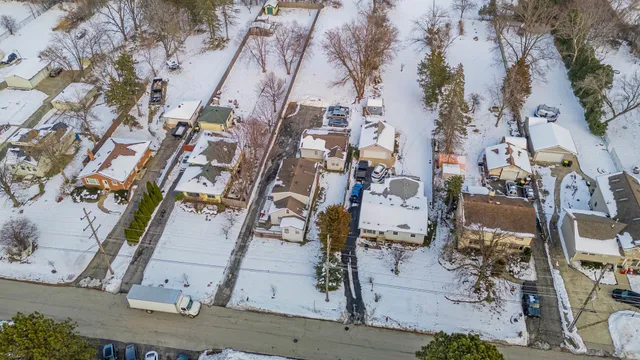 $409,999 | 513 North Park Street, Westmont, IL 60559