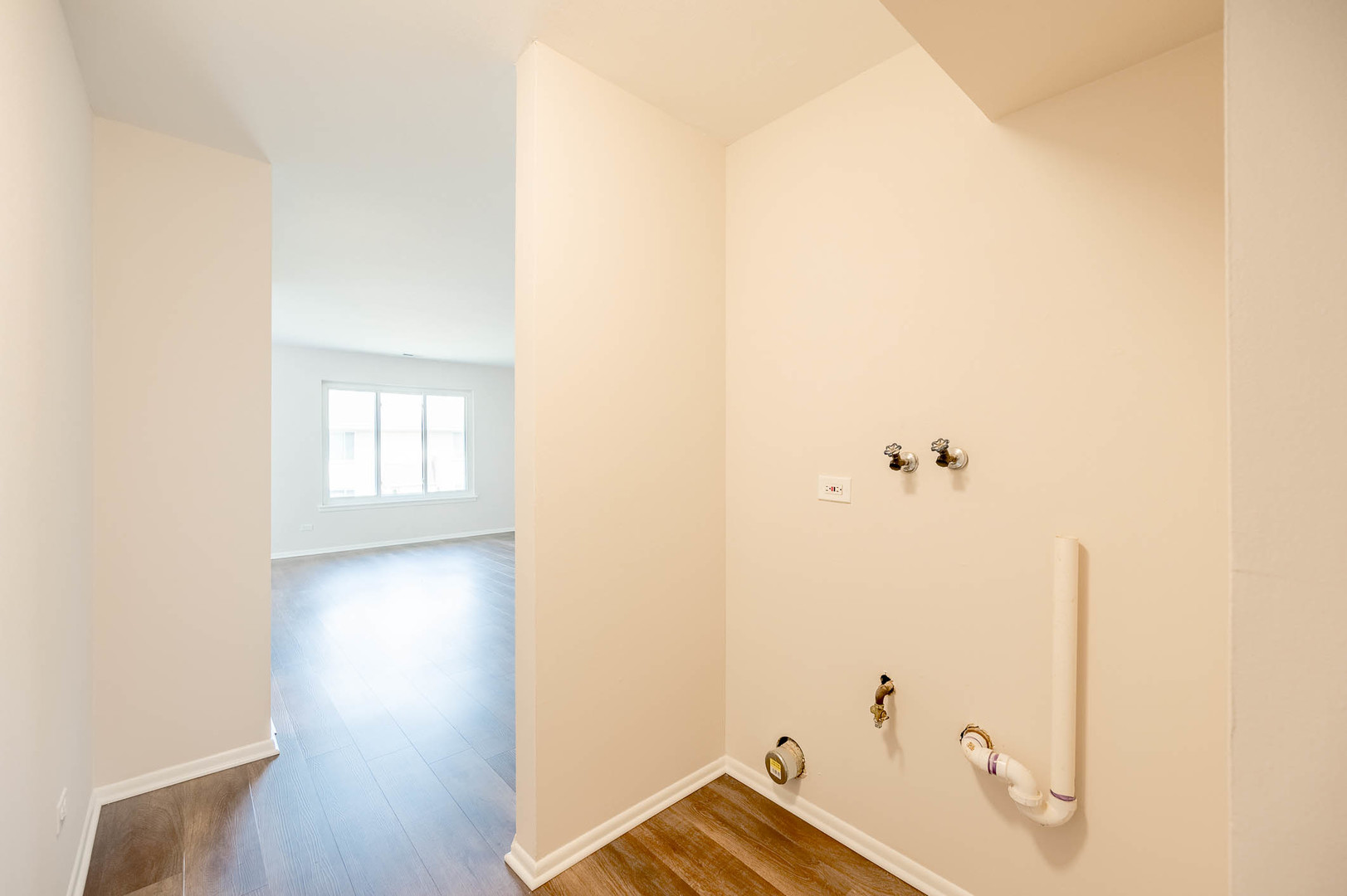 1735 Robin Circle, Unit C Hoffman Estates, IL 60169 - Photo 6 of 11