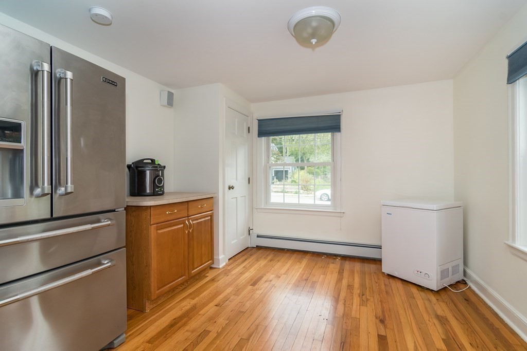 31 MacArthur Road Natick, MA 01760 - Photo 13 of 34