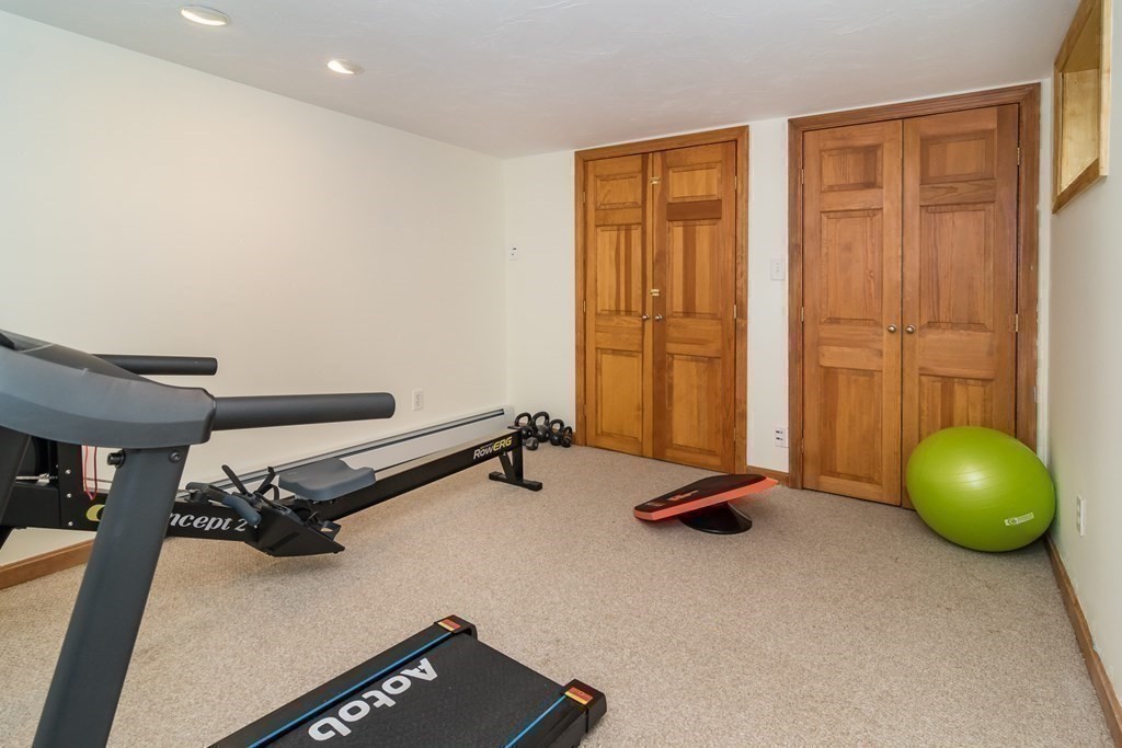 31 MacArthur Road Natick, MA 01760 - Photo 20 of 34