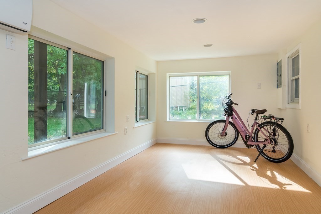 31 MacArthur Road Natick, MA 01760 - Photo 23 of 34