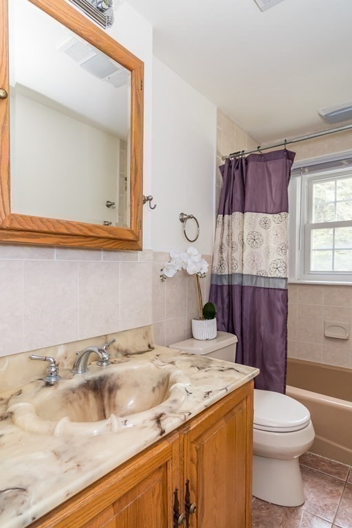 31 MacArthur Road Natick, MA 01760 - Photo 24 of 34