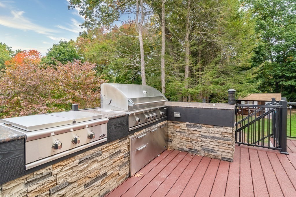 31 MacArthur Road Natick, MA 01760 - Photo 25 of 34