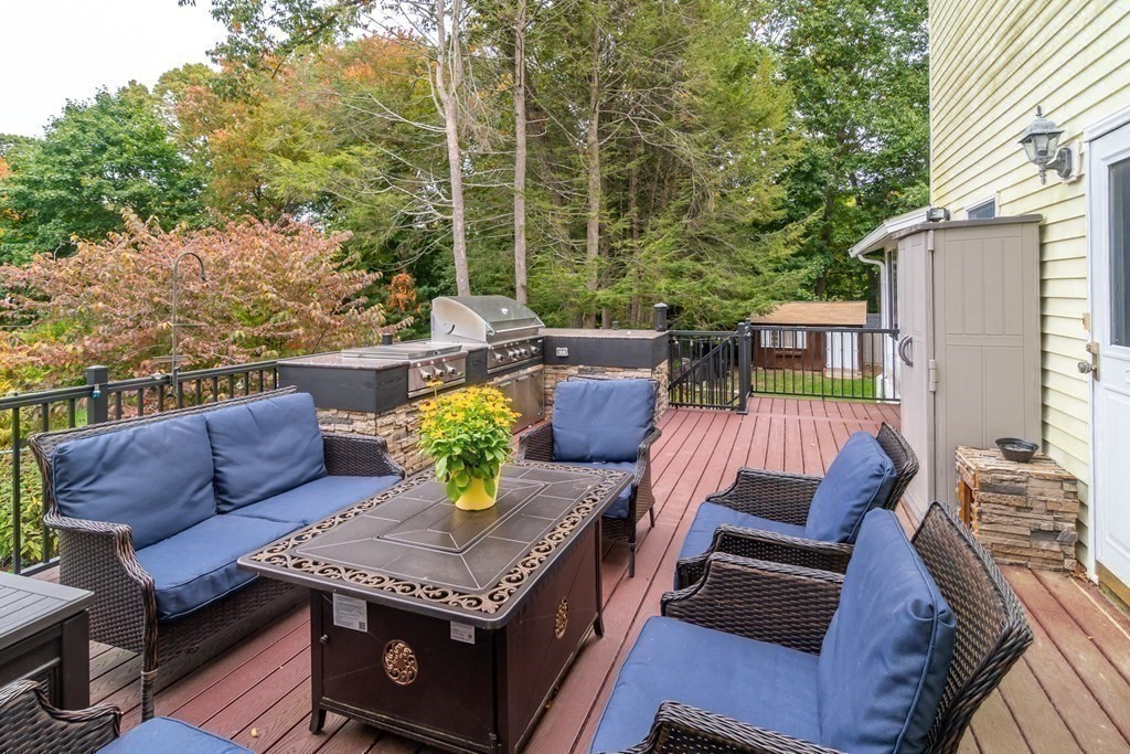 31 MacArthur Road Natick, MA 01760 - Photo 26 of 34