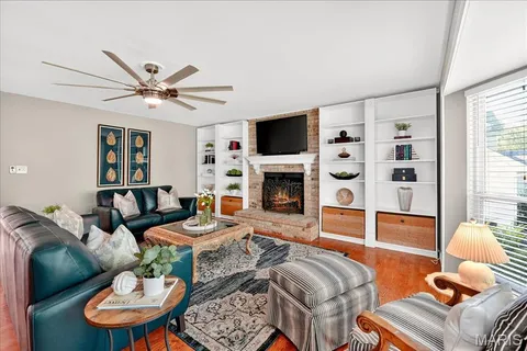 $542,000 | 31 Lace Bark Court, O'Fallon, MO 63368