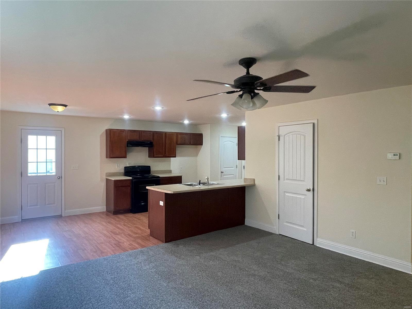 38 Kensington Drive Union, MO 63084 - Photo 6 of 26