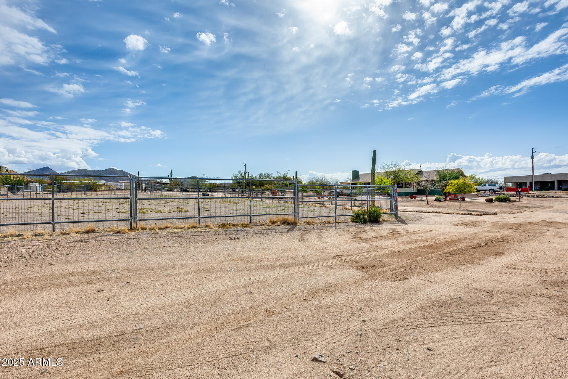 109 West Ridgecrest Road Phoenix, AZ 85086 - Photo 25 of 29 12