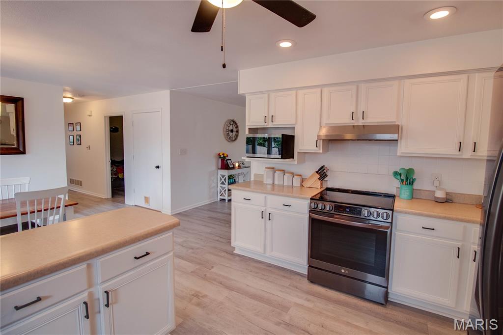2190 Morning Star Drive Alton, IL 62002 - Photo 19 of 58